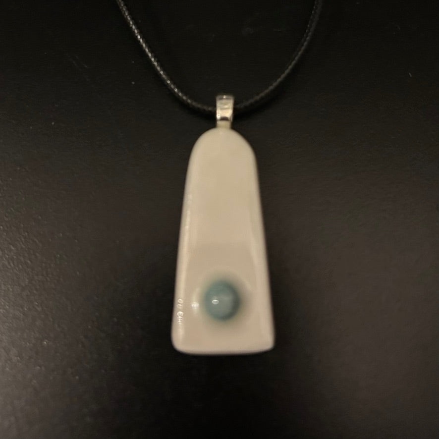 Porcelain Pendant “Dot”
