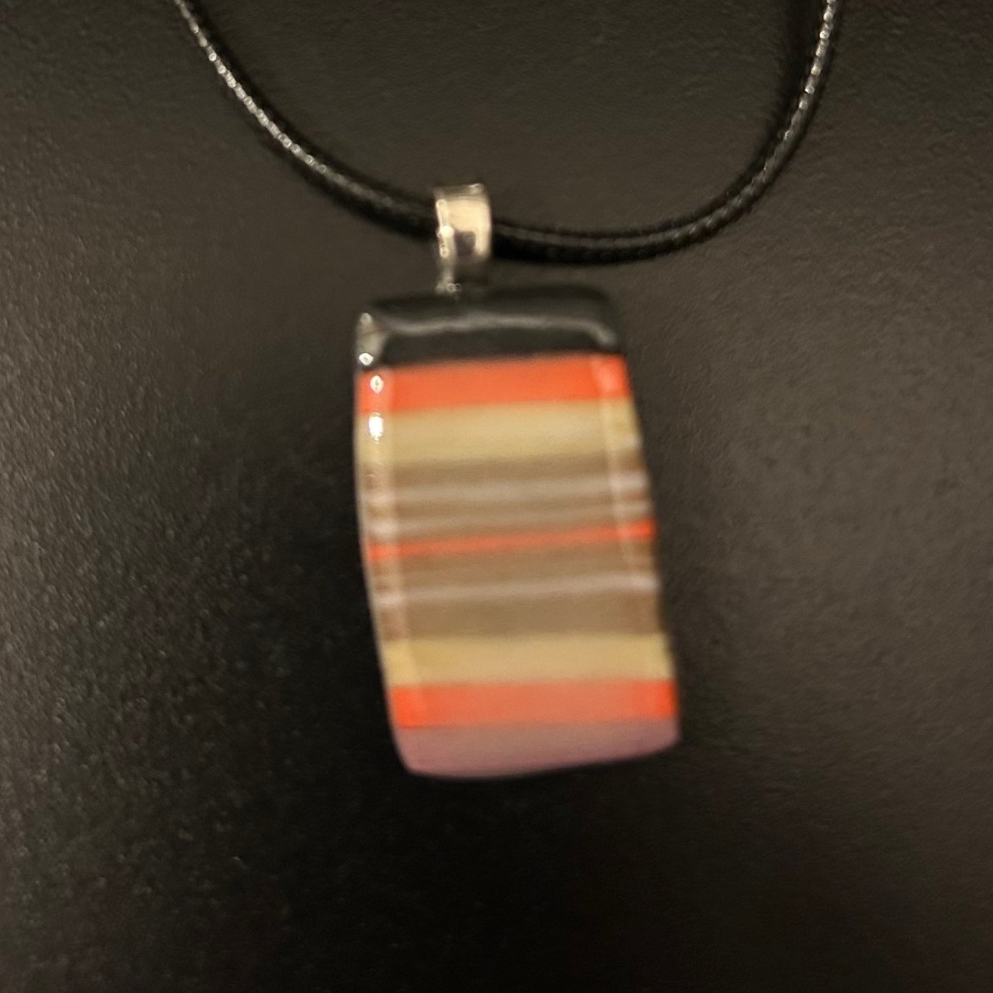 Porcelain Pendant “Strata”