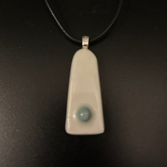 Porcelain Pendant “Dot”